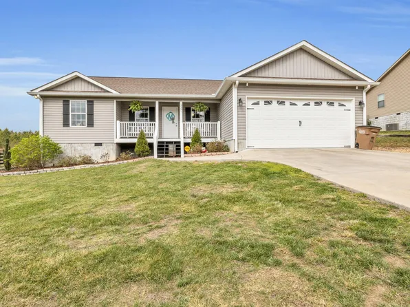 3351 Oscar Nance Rd, Tunnel Hill, GA 30755