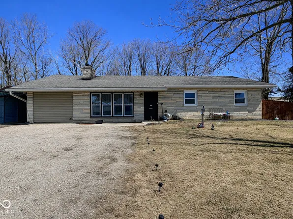 1822 E Shady Ln, Martinsville, IN 46151