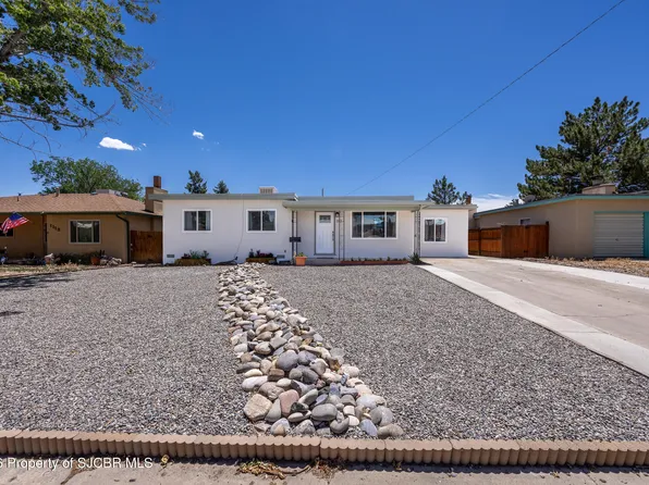 1117 N Chaco Ave, Farmington, NM 87401