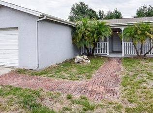 1001 Axlewood Cir, Brandon, FL 33511