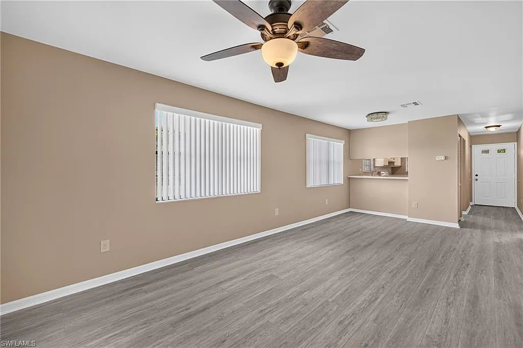 2 bed, 2.0 bath, 809 sqft, $1,600 — Photo 4