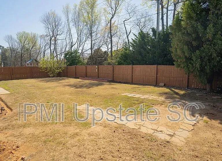 218 Marefair Ln — Photo 10