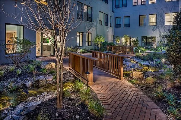 Rented by Park River | media 18