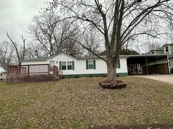 717 S Home St, Palmyra, MO 63461