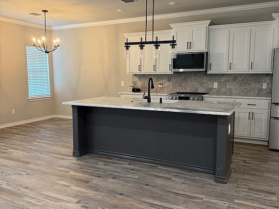 5th image of 128 Lampassas Dr