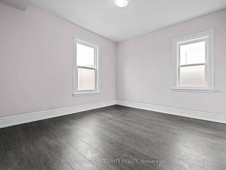 172 Cobourg St #2 — Photo 11