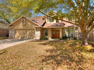 2106 Green Oaks Cir, Round Rock, TX 78665