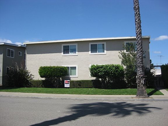 2nd image of 883 Sharmon Palms Ln #B