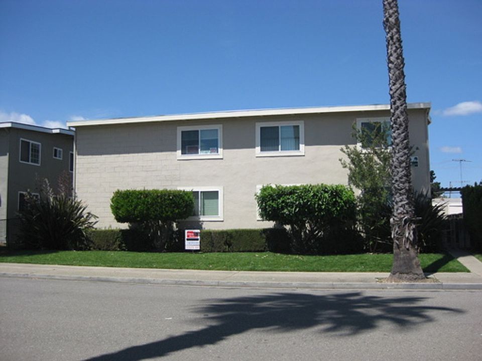 1st image of 883 Sharmon Palms Ln #B