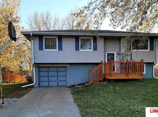 717 W Elm St, Ceresco, NE 68017