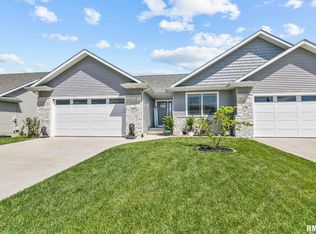 3207 Lakemere Dr, Springfield, IL 62711