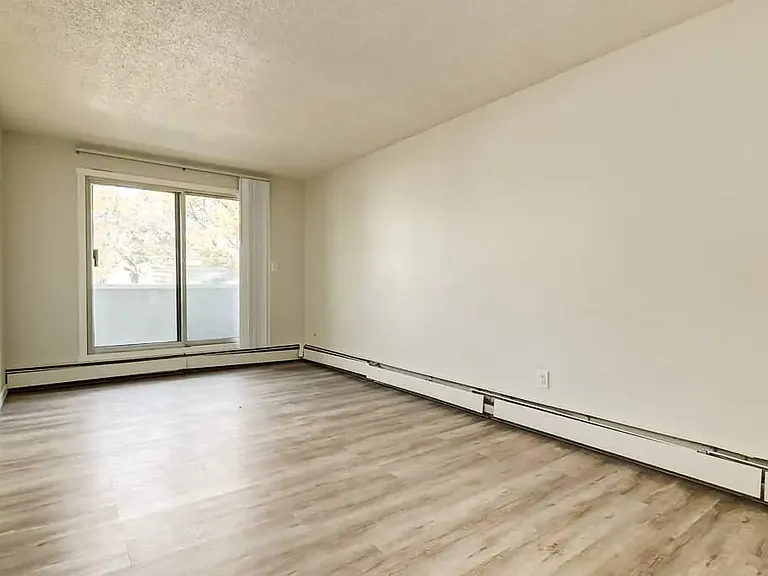 11820 88th St NW — Photo 30