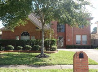 2430 Bay Hill Dr, Baytown, TX 77523