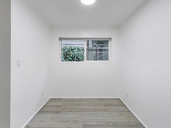 4th image of 2820 Park Blvd APT 206