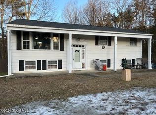 11 Browns Way, Fort Ann, NY 12827