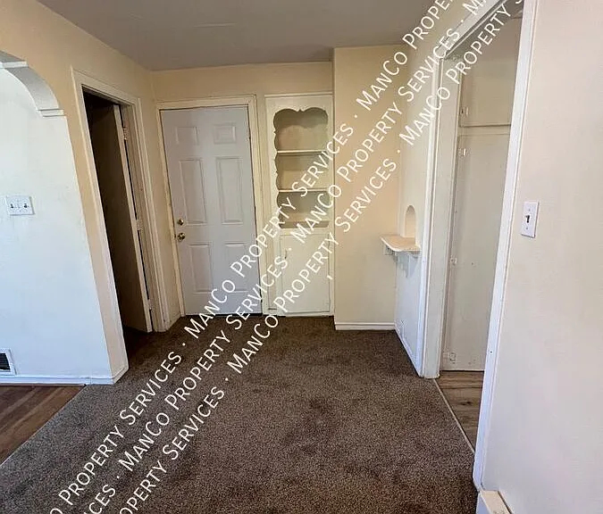 400 Delaware Ave #3 — Photo 2