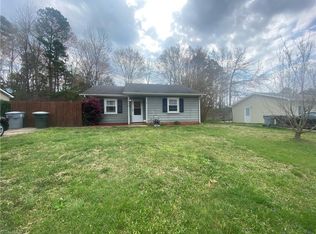 924 Meadowbrook Rd, Asheboro, NC 27203