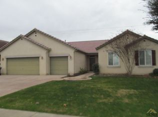 6310 Catarata St, Bakersfield, CA 93311