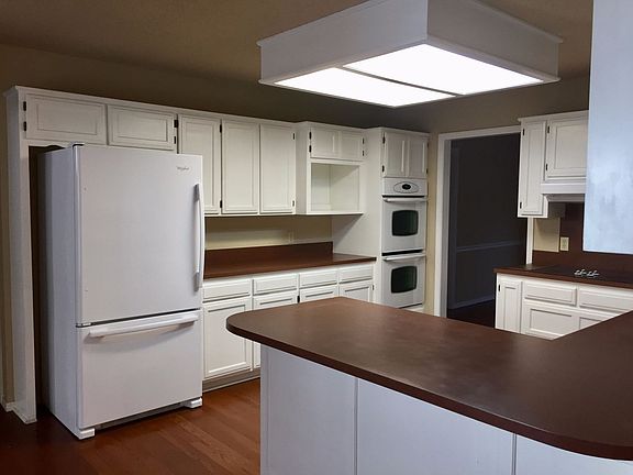 4th image of 2315 E Kantz Ln N