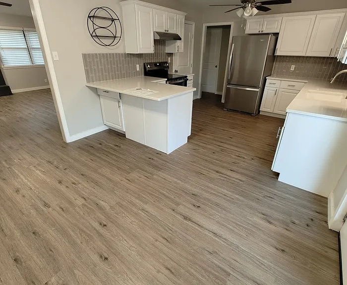 2404 Northtown Ct — Photo 9