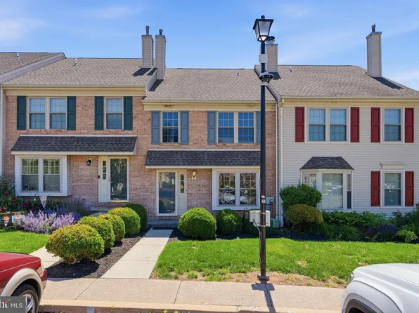 1264 Maple Glen Cir, Pottstown, PA 19464