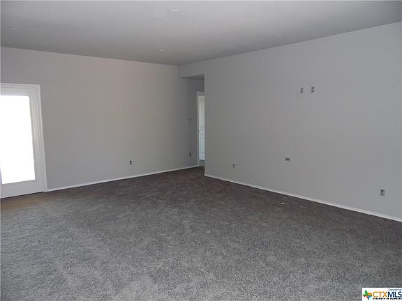 3rd image of 2513 Elk Creek St