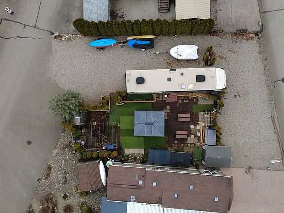 4th image of 1383 Silver Sands Rd