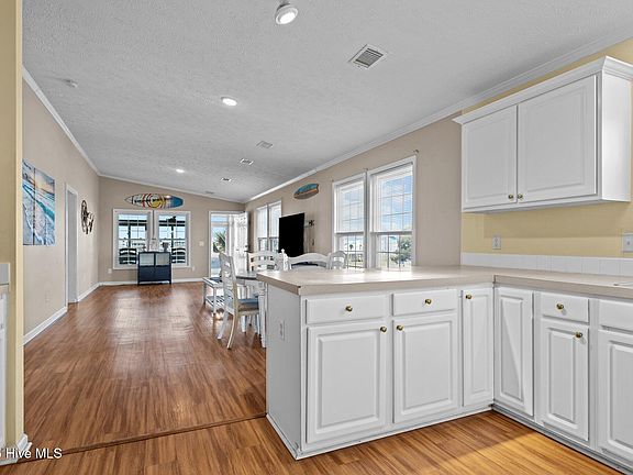 3rd image of 310 E Bogue Boulevard