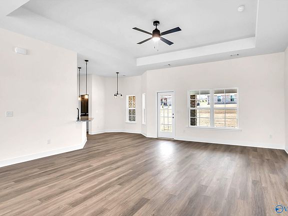 2nd image of 141 Ridgeland Trl