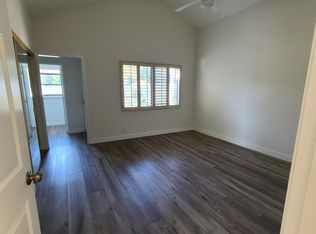 19 Heather Hill Ln, Laguna Hills, CA 92653