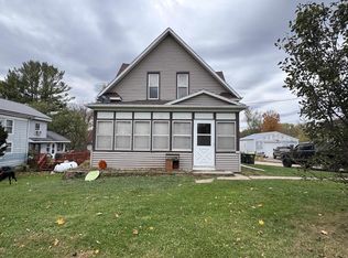 205 North St, Cazenovia, WI 53924