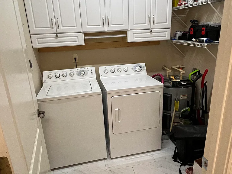 495 S Front St #103 — Photo 23