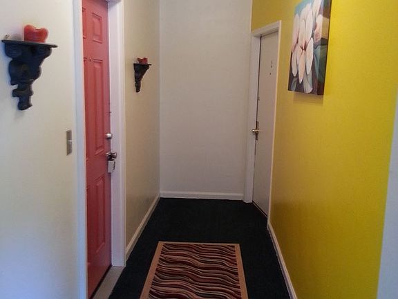 5th image of 2400 Lincoln Ave APT 3