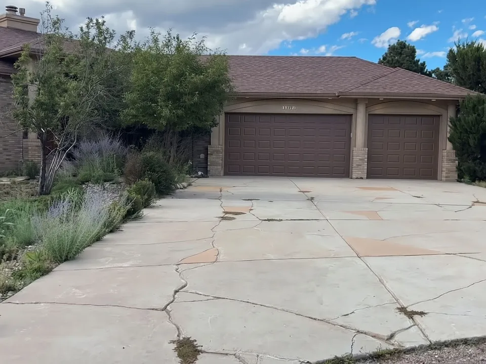 1630 Plowman Pl