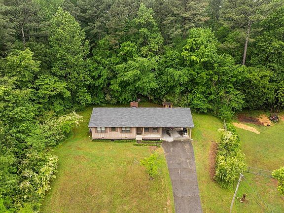2nd image of 108 Pinewood Way