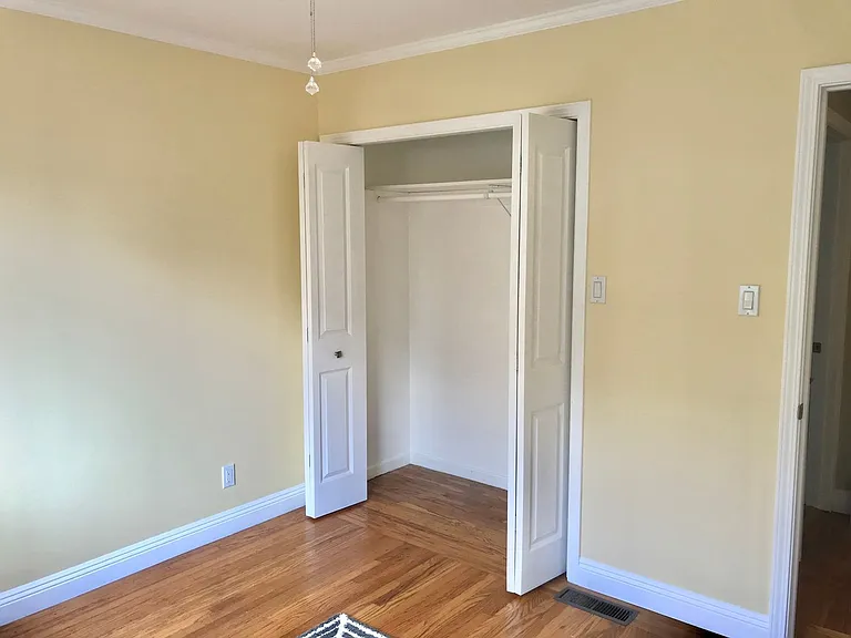 730 Myra Way — Photo 22