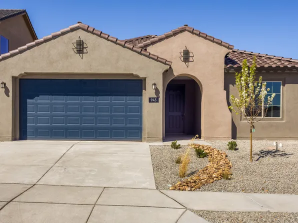 943 Zafiro Rd SE, Rio Rancho, NM 87124