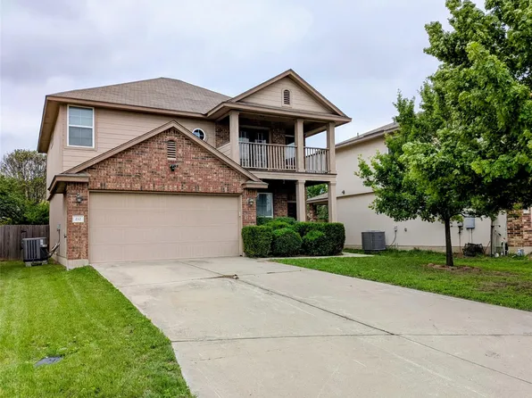 212 Foster Ln, Jarrell, TX 76537