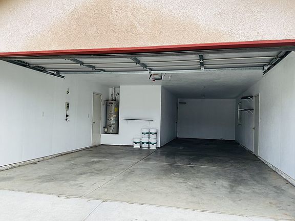 3rd image of 1198 Hartley Dr