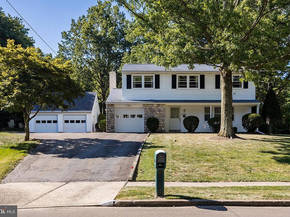 1st image of 1429 Sandys Ln