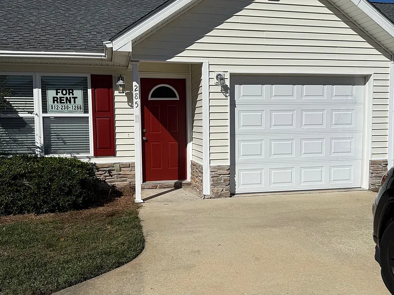 285 Promise Ln — Photo 1