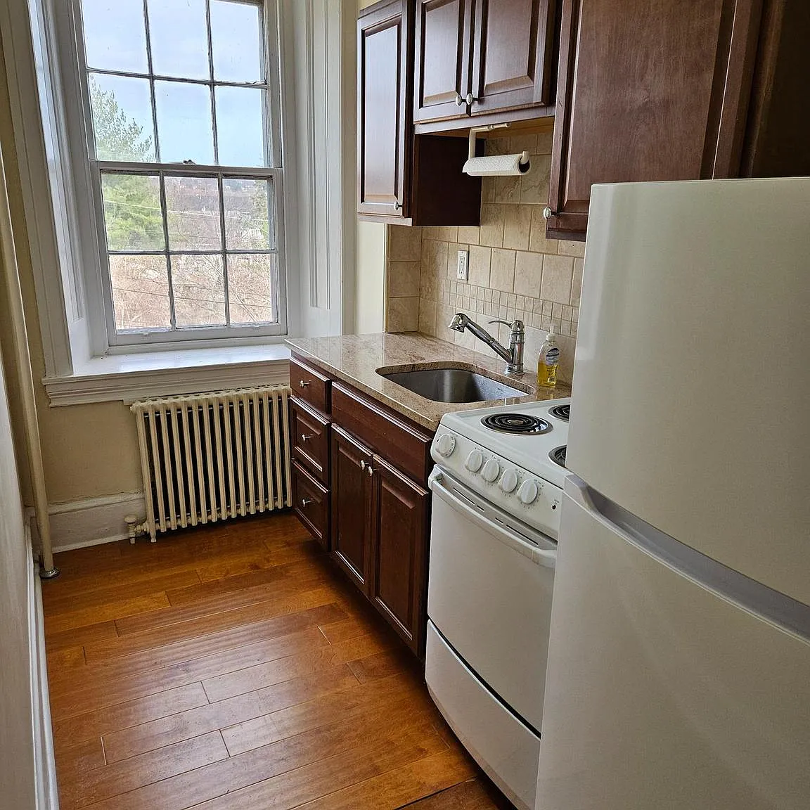 1 bed, 1.0 bath, 405 sqft, $1,400 — Photo 4