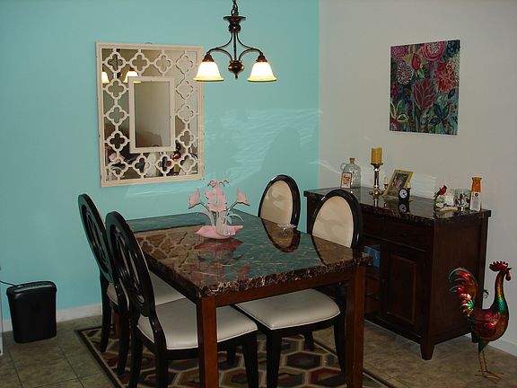 4th image of 5S040 Pebblewood Ln APT W203
