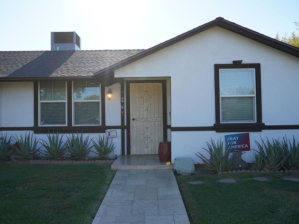 1st image of 7857 Louise Ave