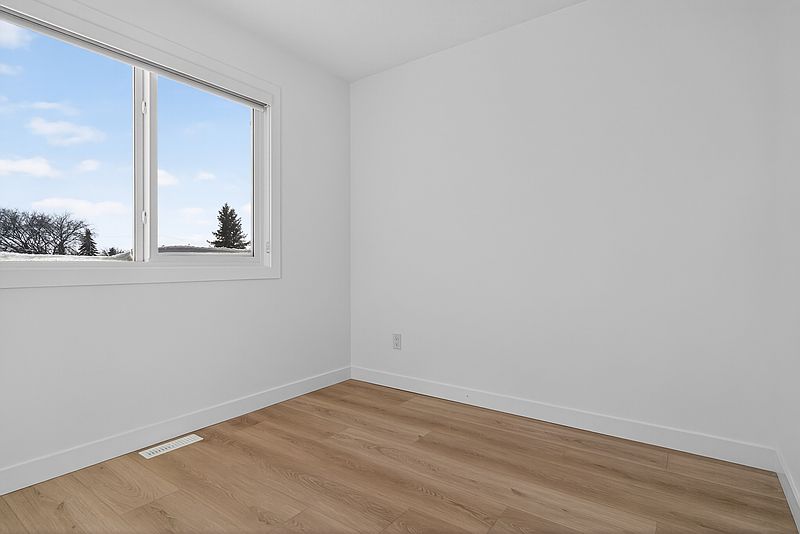 Edmonton Townhouse for rent - 3 Bedrooms — photo 11
