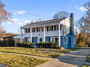 1004 Downs Dr, Silver Spring, MD 20904
