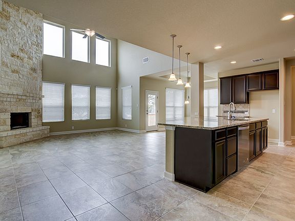 Saddlebrook Ranch - Trinity Interior Image 5