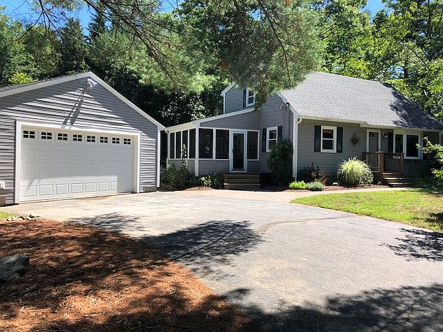 1st image of 7 Glenside Dr