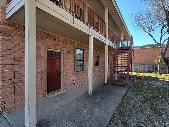 2nd image of 749 Sonesta Dr