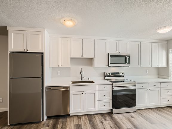 2nd image of 475 E North Bend Way APT 38
